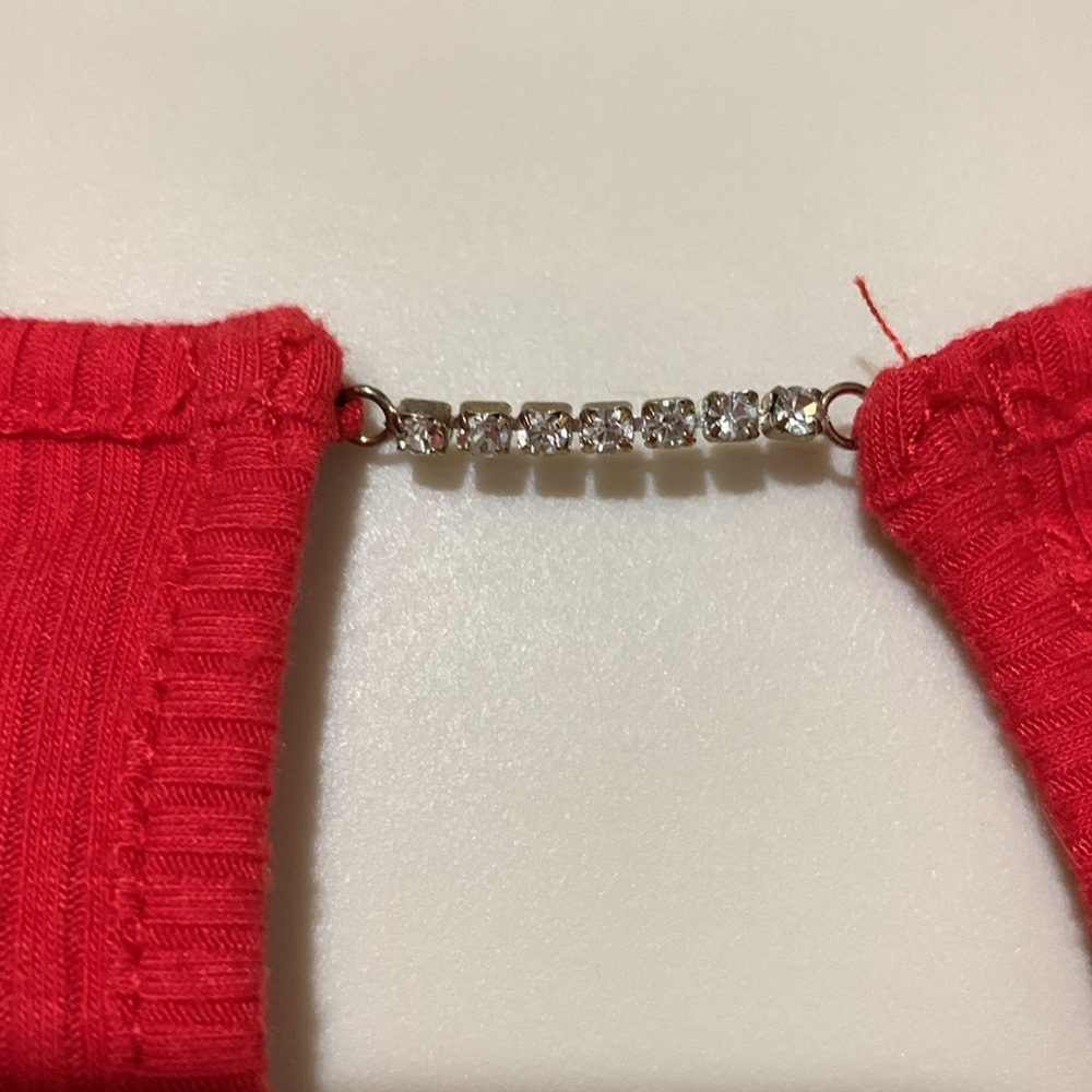 Rhinestone stranded top - Picture 2 of 10